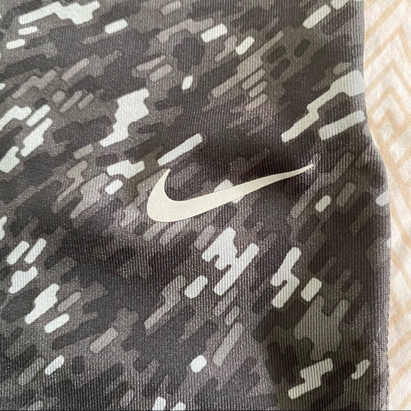Nike Dri-Fit Leggings Confetti Pattern Gray Black - Picture 14 of 16